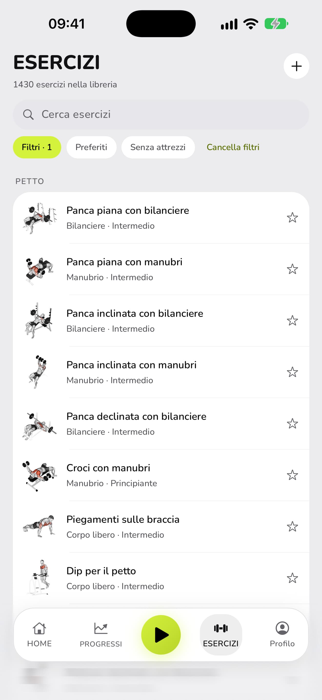 La libreria di esercizi di WaveFit: 1430 esercizi, i filtri e gli esercizi per il petto con le loro illustrazioni.